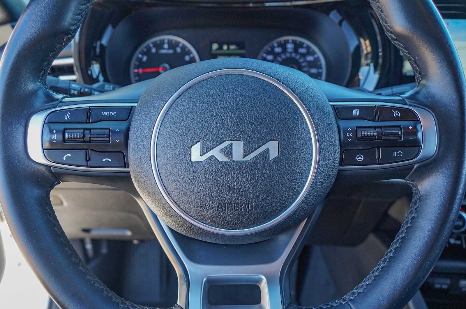 Thumbnail: 2022 Kia K5 - 12