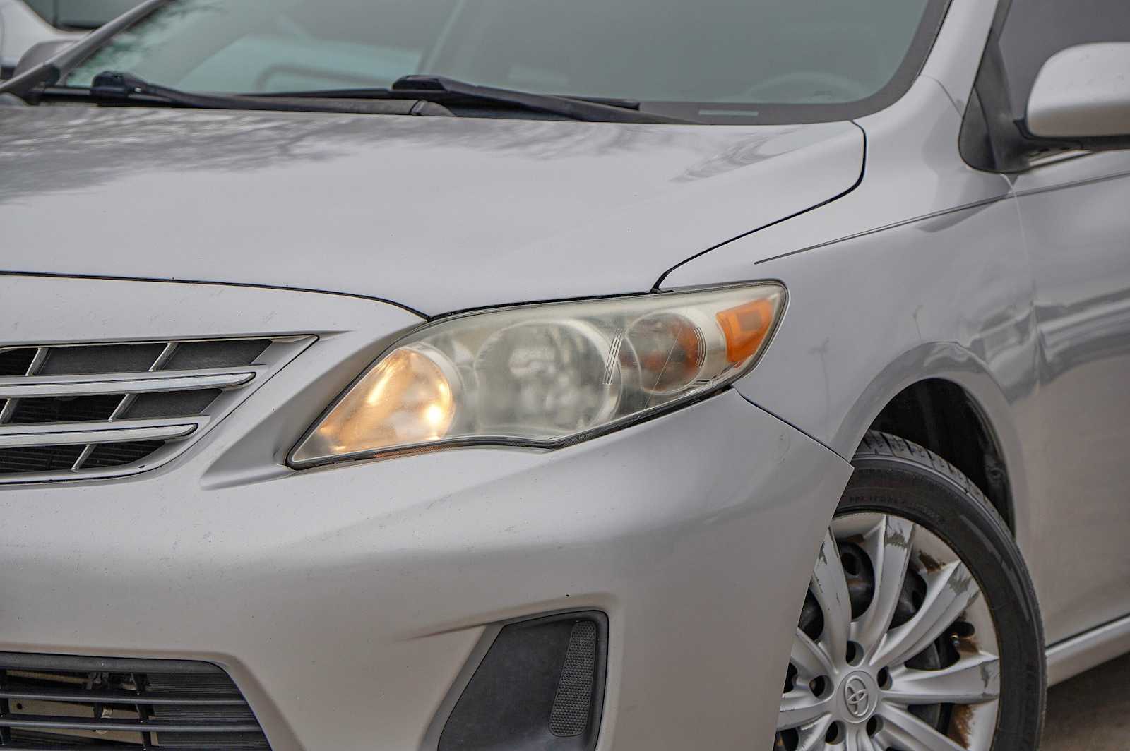 Thumbnail: 2013 Toyota Corolla - 3