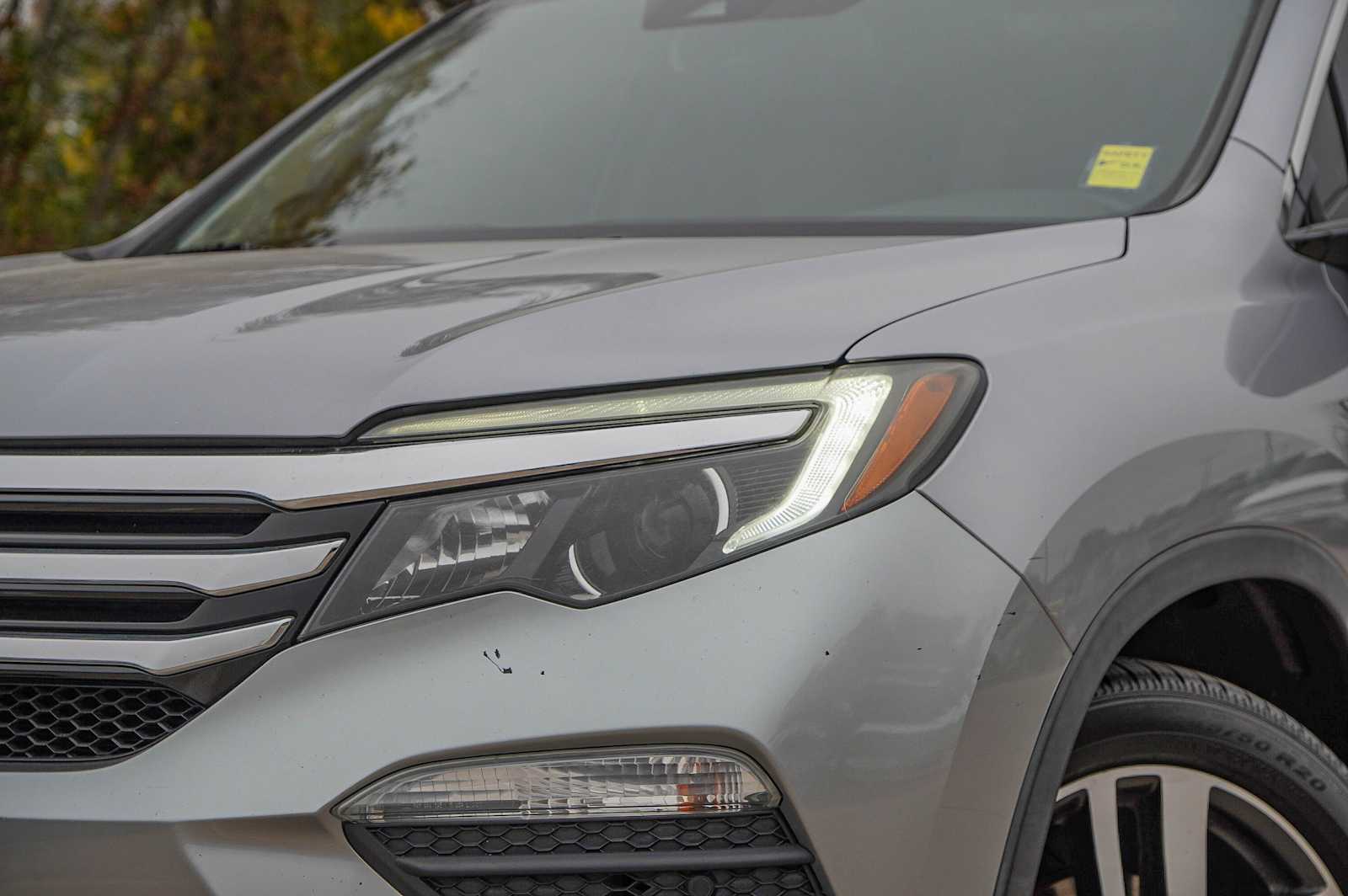 Thumbnail: 2018 Honda Pilot - 3