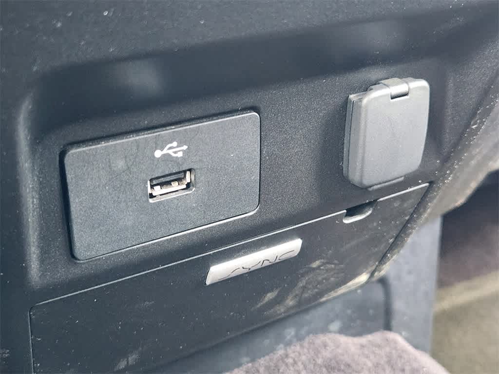 Thumbnail: 2016 Ford F-150 - 21