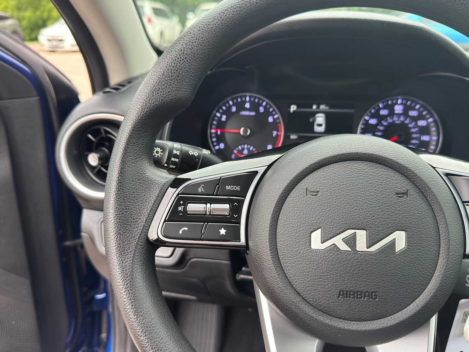 Thumbnail: 2023 Kia Forte - 19