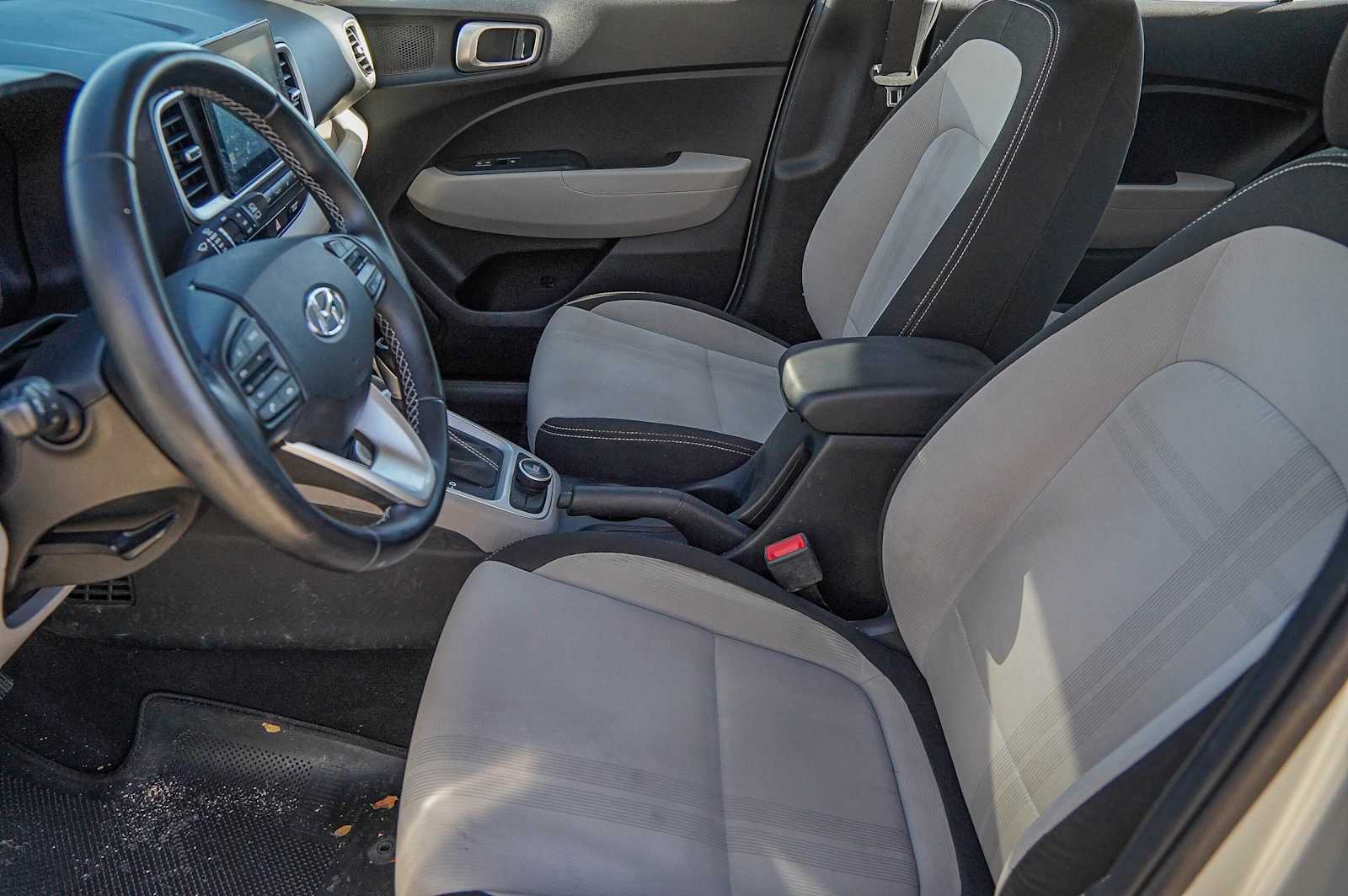 Thumbnail: 2022 Hyundai Venue - 10