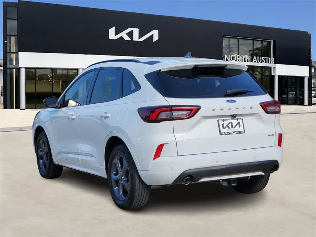 Thumbnail: 2023 Ford Escape - 5