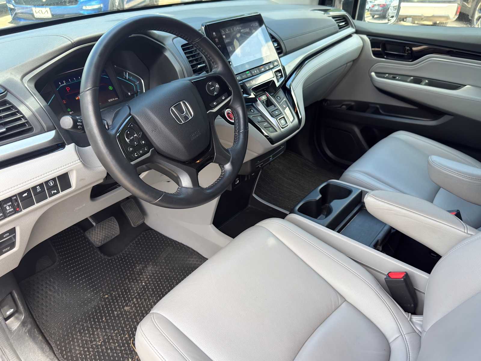 Thumbnail: 2023 Honda Odyssey - 9