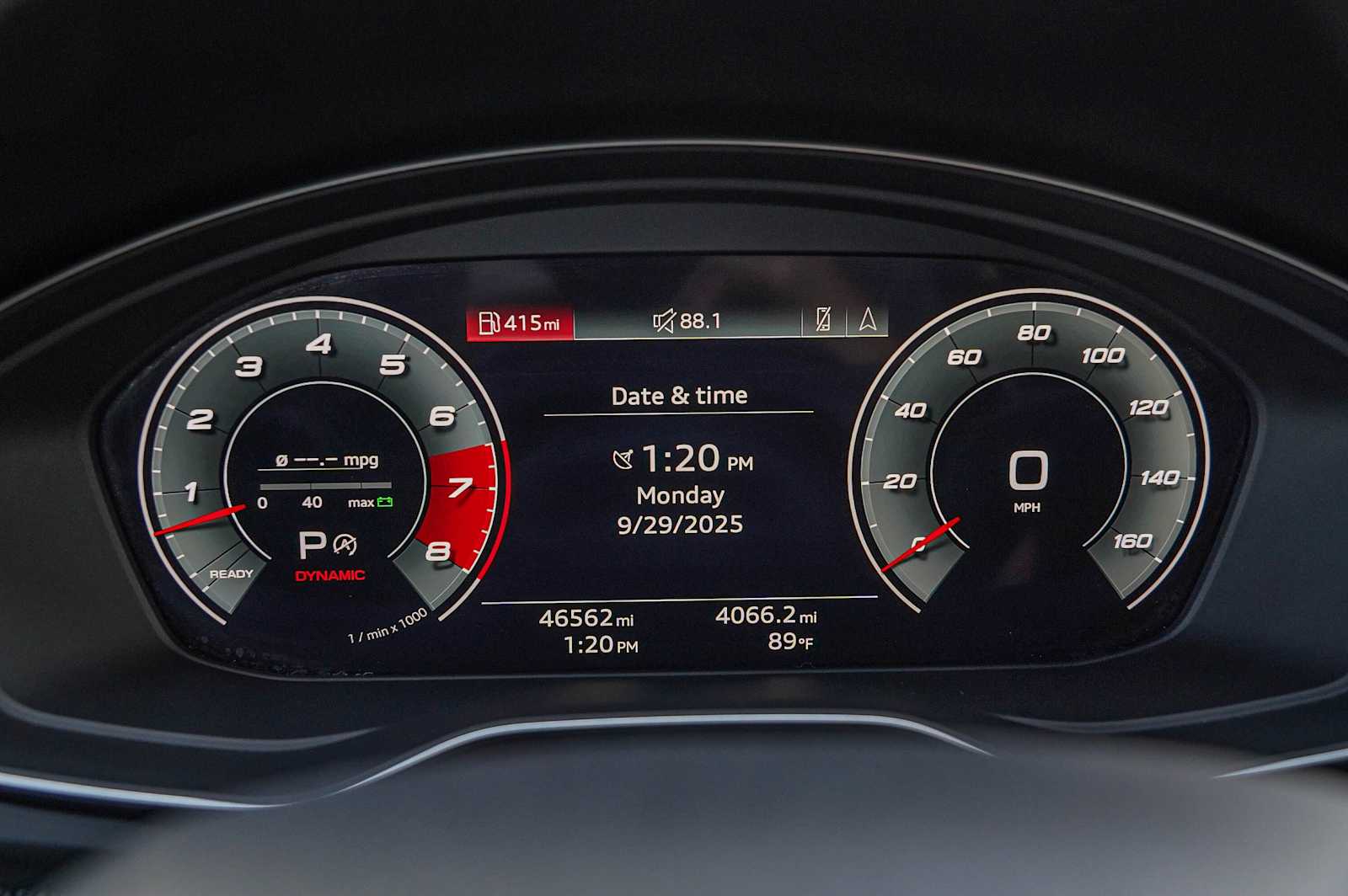 Thumbnail: 2023 Audi SQ5 - 15