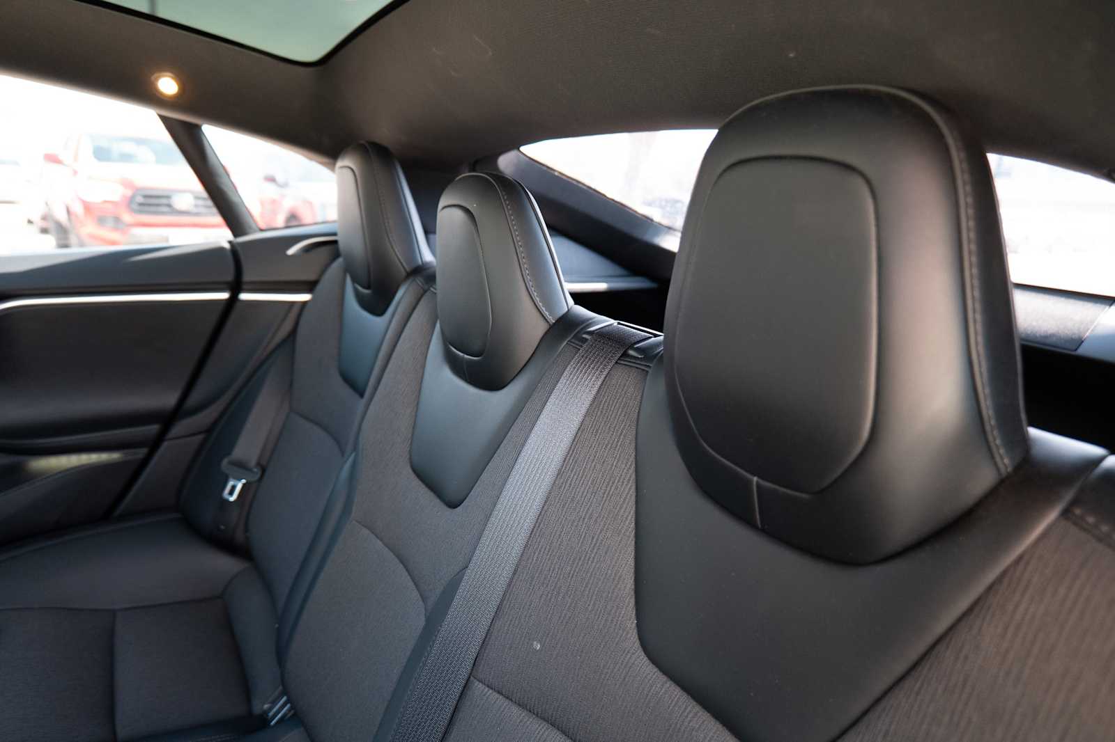 Thumbnail: 2017 Tesla Model S - 24