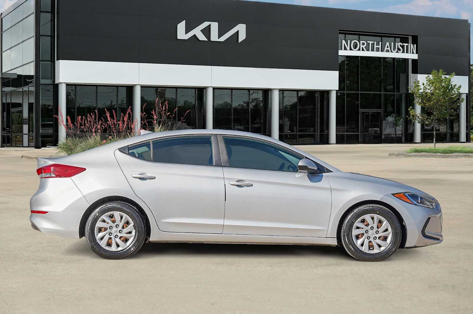 Thumbnail: 2017 Hyundai Elantra - 7