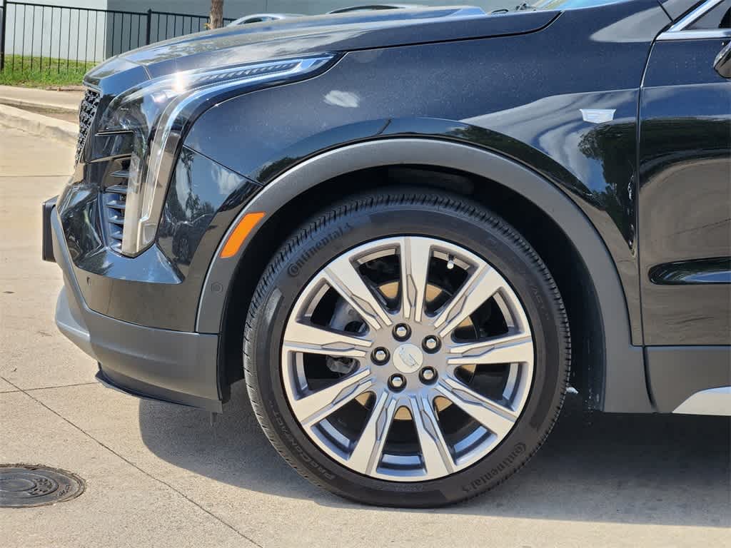 Thumbnail: 2023 Cadillac XT4 - 8