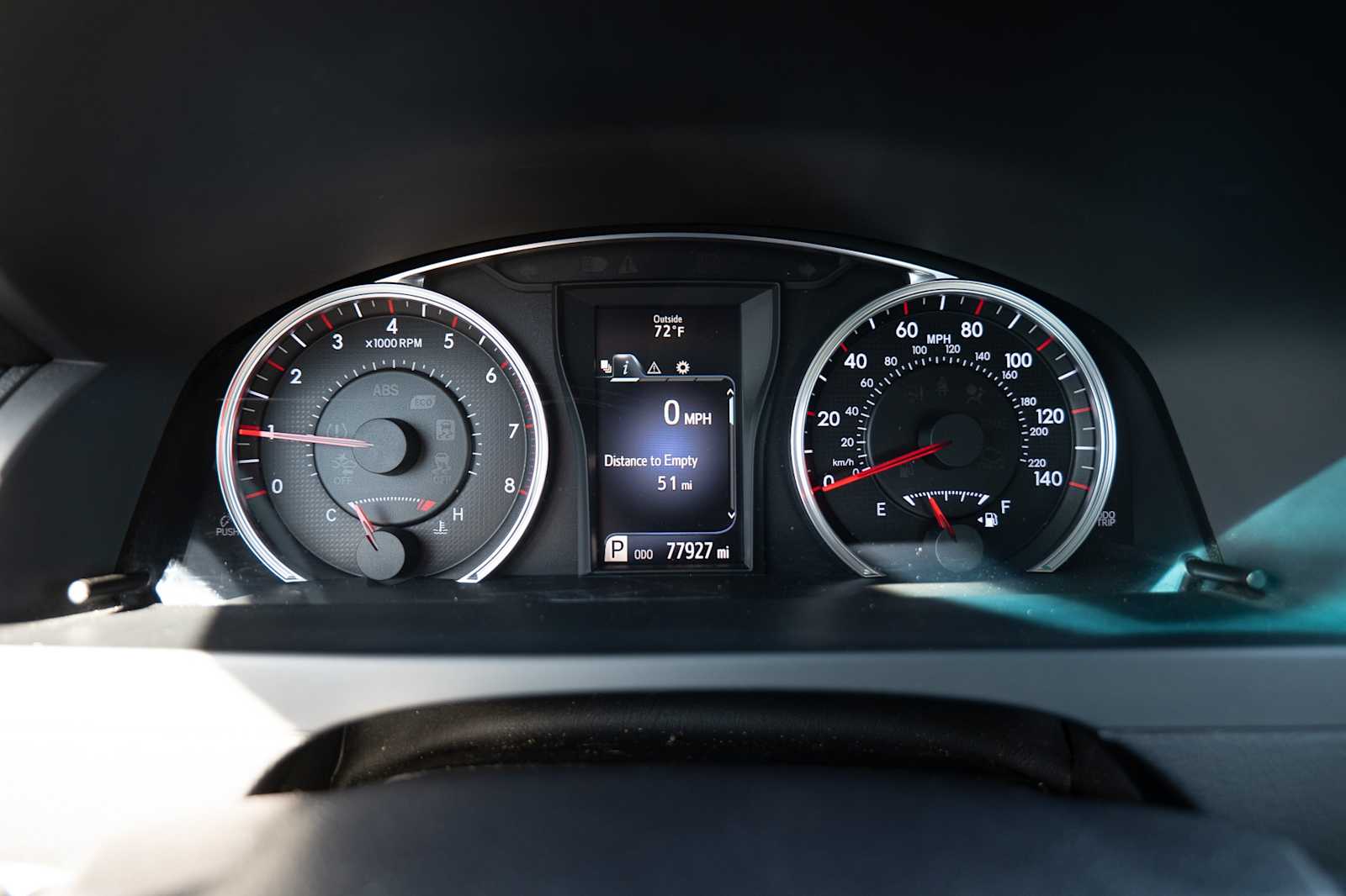 Thumbnail: 2015 Toyota Camry - 15