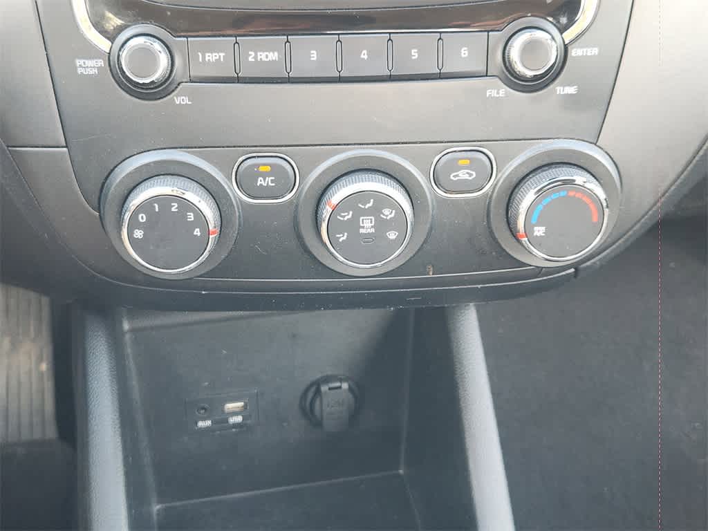 2018 Kia Forte LX 18
