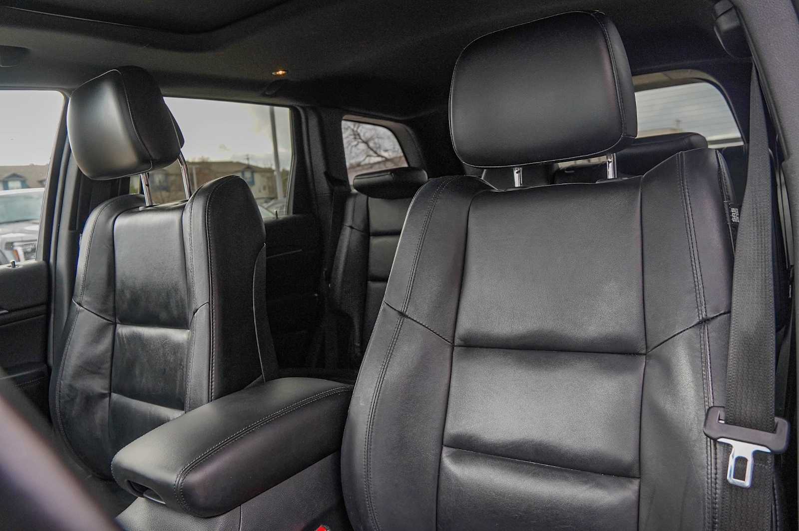 Thumbnail: 2018 Jeep Grand Cherokee - 11