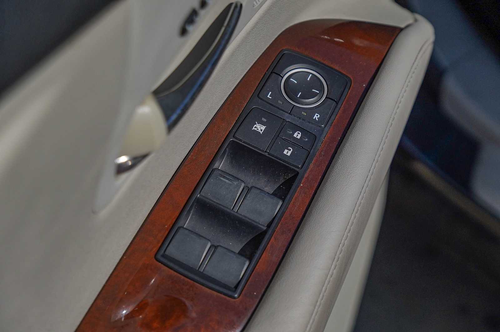 Thumbnail: 2010 Lexus RX - 24