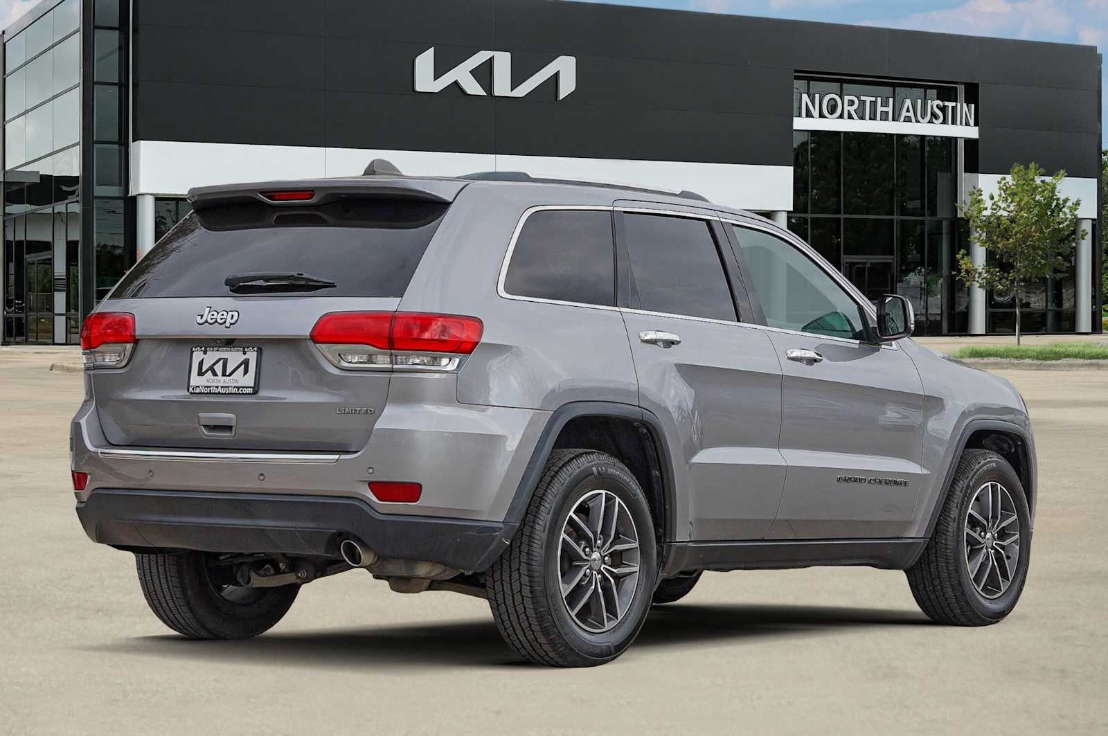 Thumbnail: 2018 Jeep Grand Cherokee - 6
