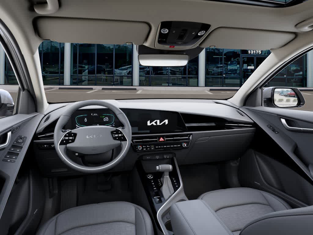 Thumbnail: 2025 Kia Niro - 14