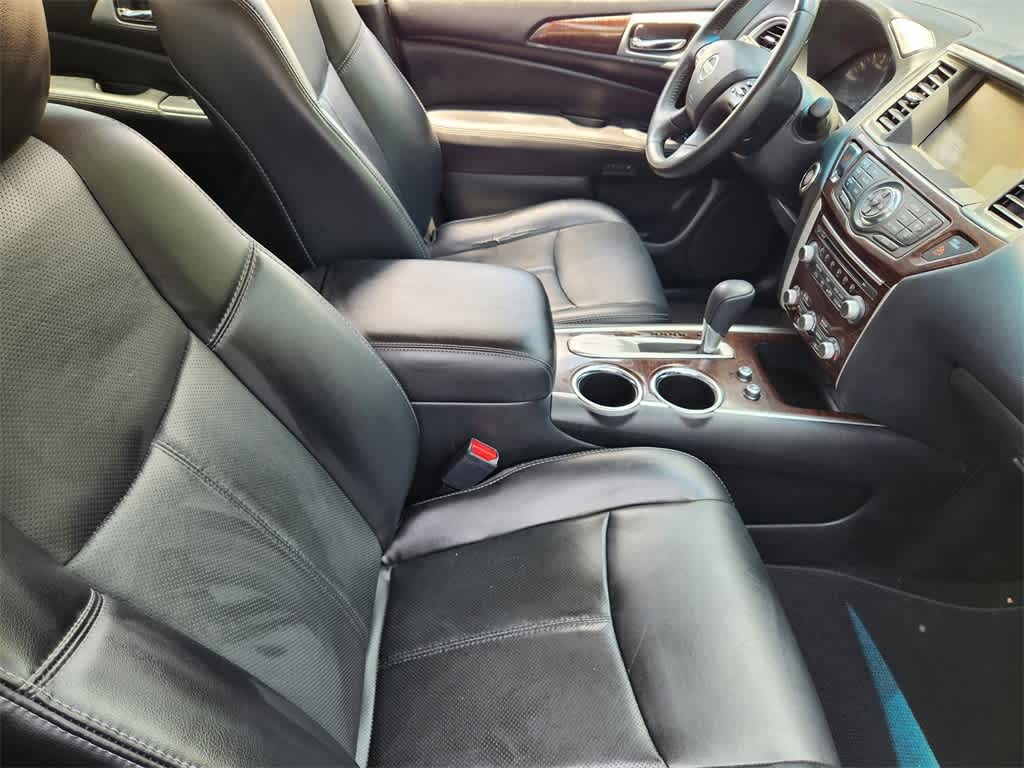 Thumbnail: 2015 Nissan Pathfinder - 14