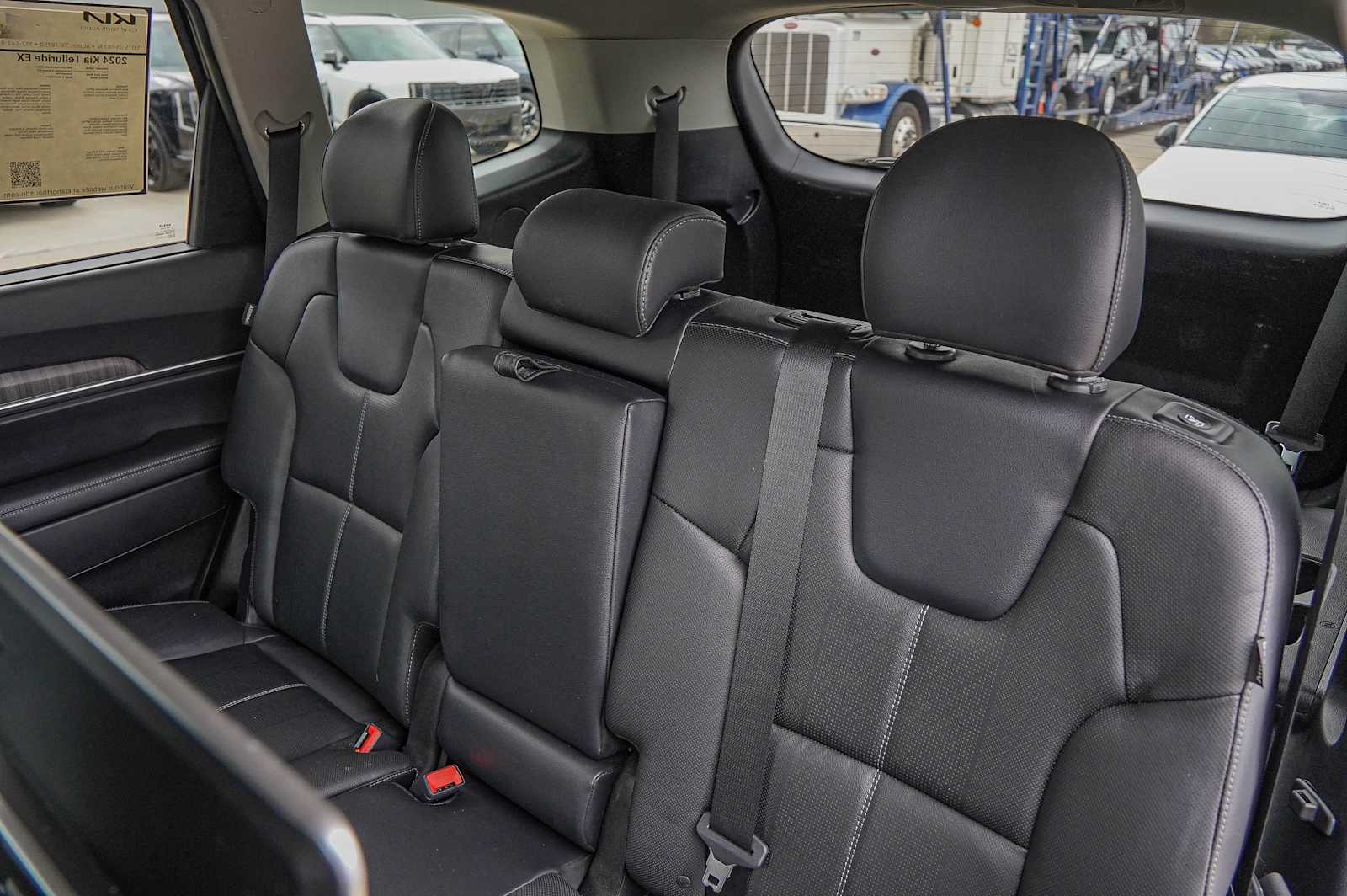 Thumbnail: 2024 Kia Telluride - 28