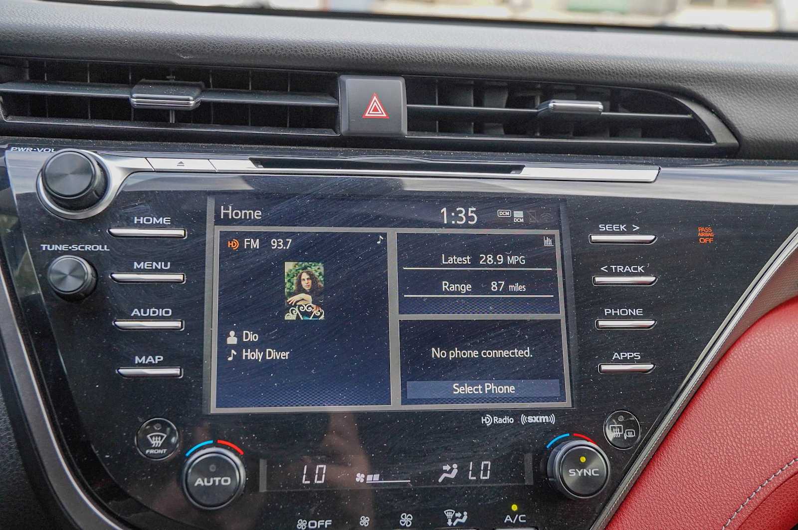 Thumbnail: 2020 Toyota Camry - 17