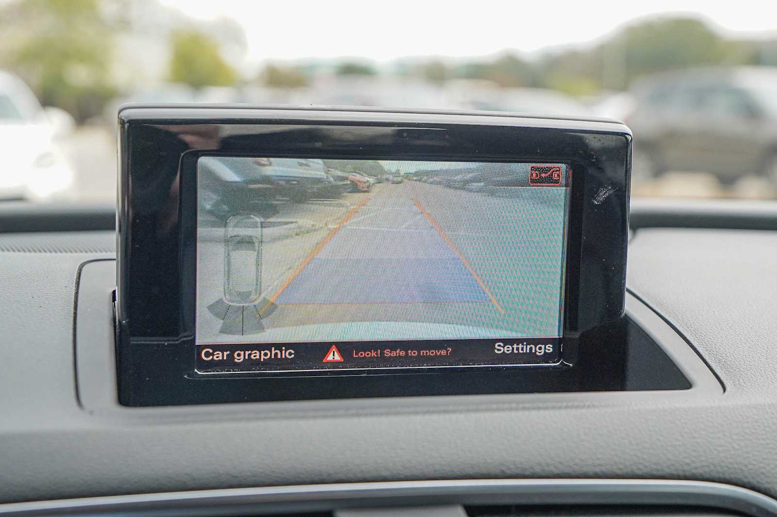 Thumbnail: 2018 Audi Q3 - 16