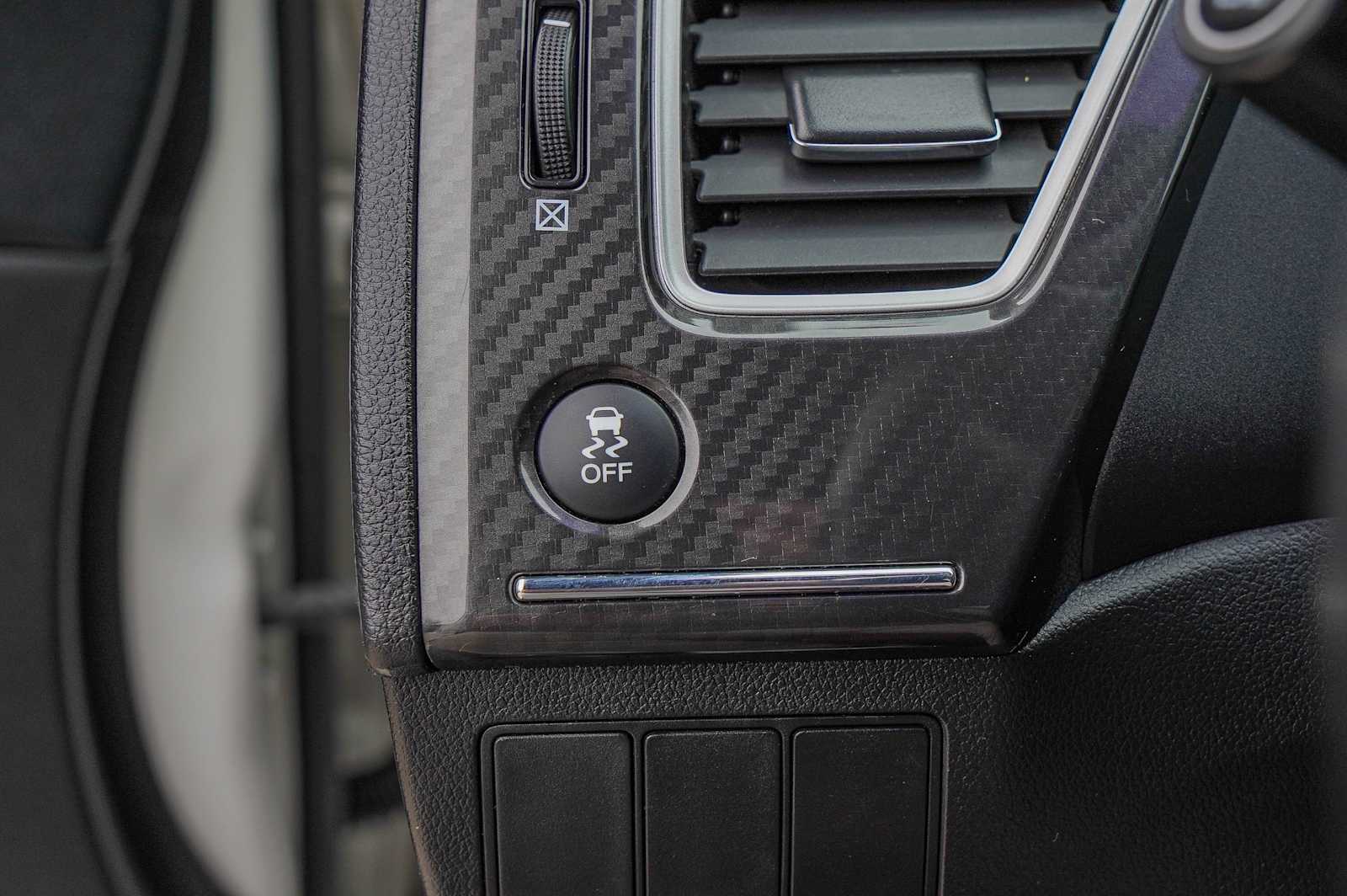 Thumbnail: 2015 Honda Civic - 22