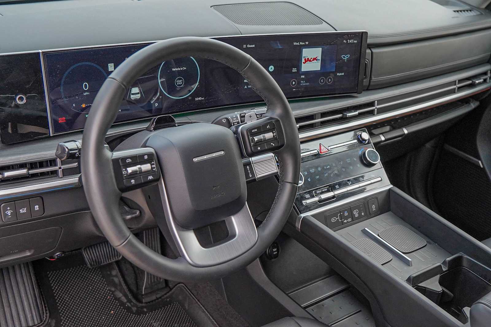 Thumbnail: 2025 Hyundai Santa Fe - 9