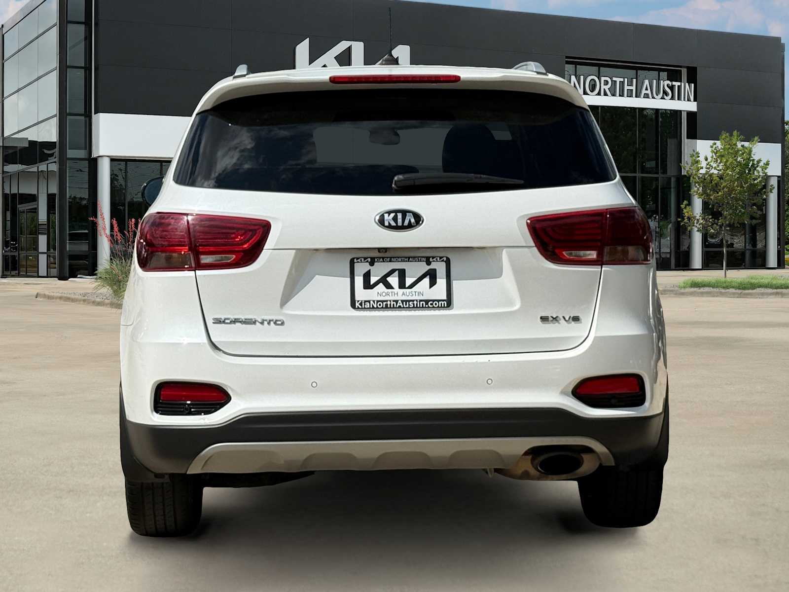 Thumbnail: 2020 Kia Sorento - 9