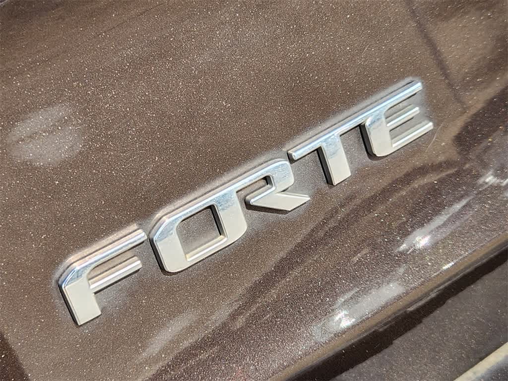 2018 Kia Forte LX 11