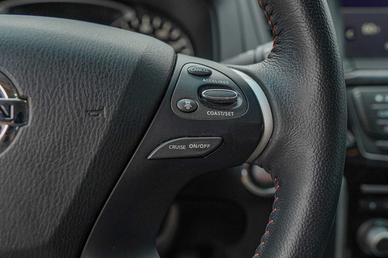 Thumbnail: 2020 Nissan Pathfinder - 15