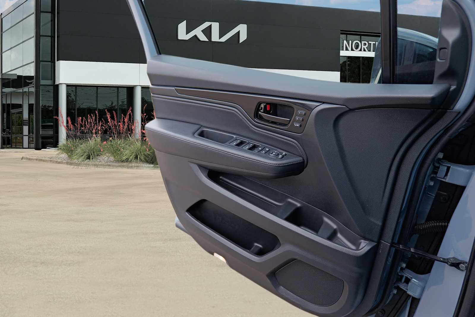 Thumbnail: 2023 Honda Odyssey - 20