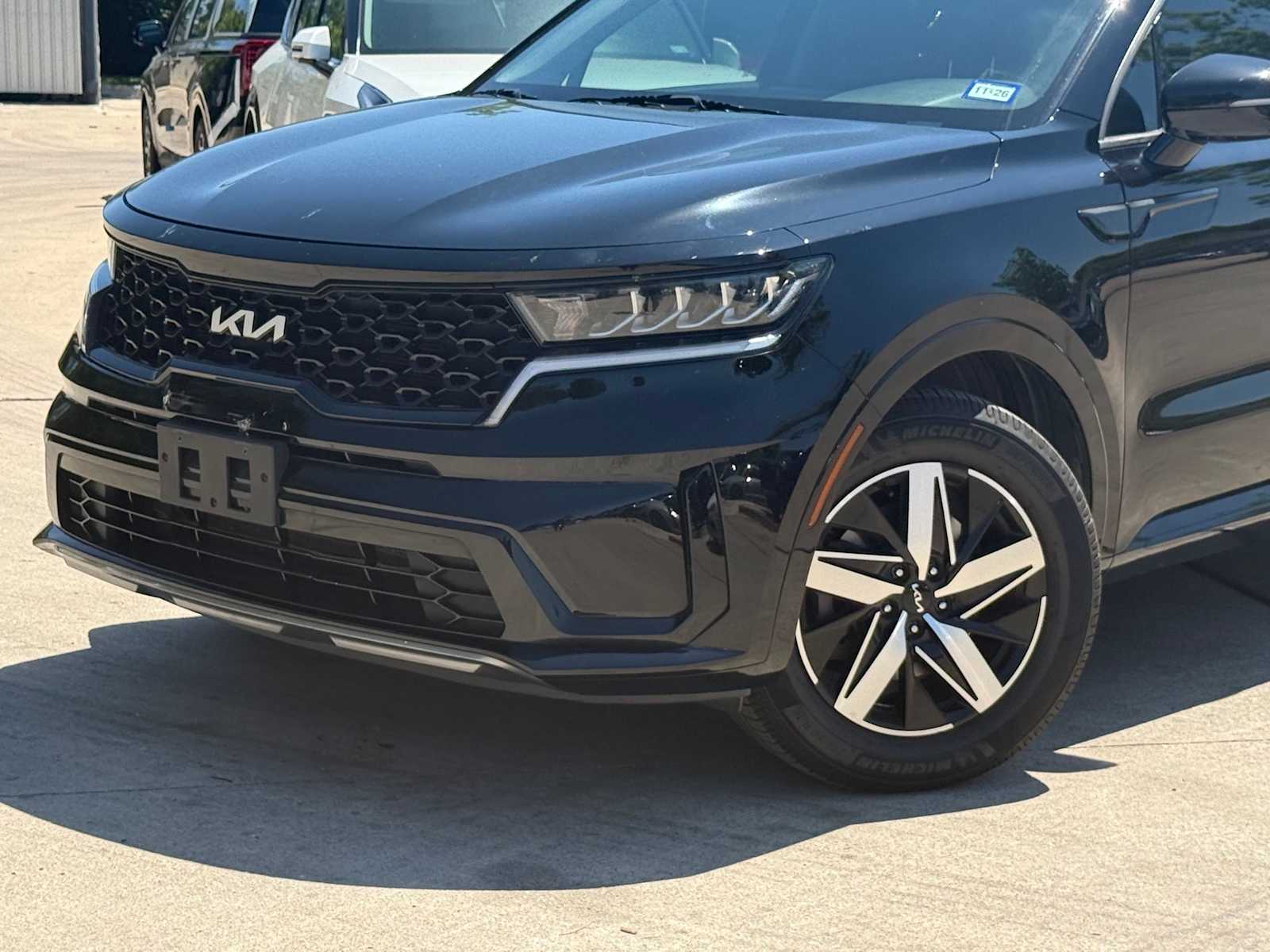 Thumbnail: 2022 Kia Sorento - 2