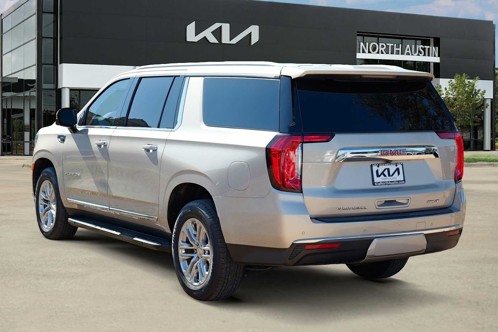 Thumbnail: 2021 GMC Yukon XL - 5