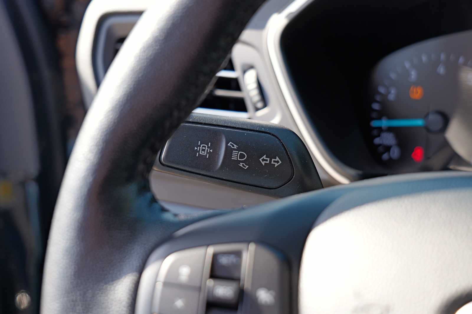 Thumbnail: 2020 Ford Escape - 18