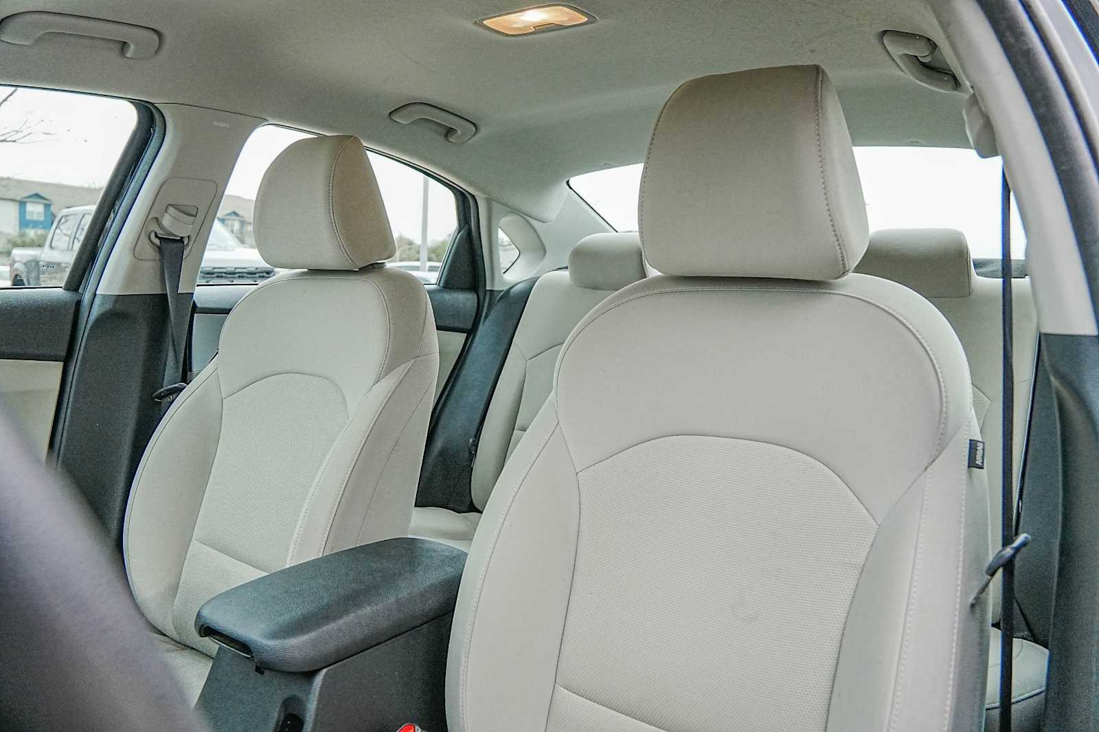 Thumbnail: 2023 Kia Forte - 11