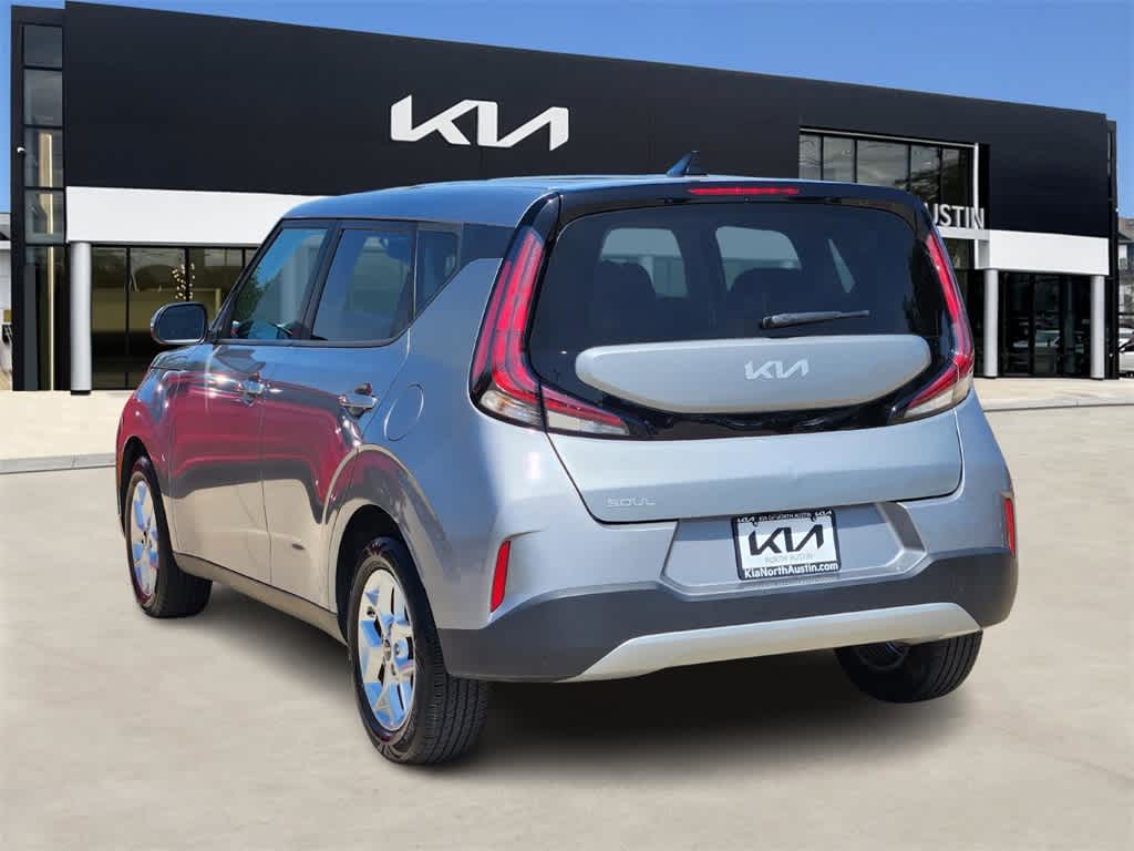 Thumbnail: 2023 Kia Soul - 5