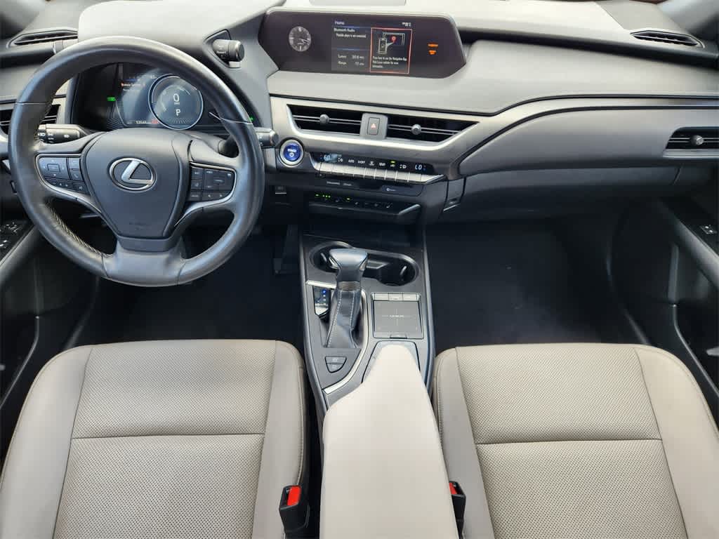 Thumbnail: 2020 Lexus UX - 26