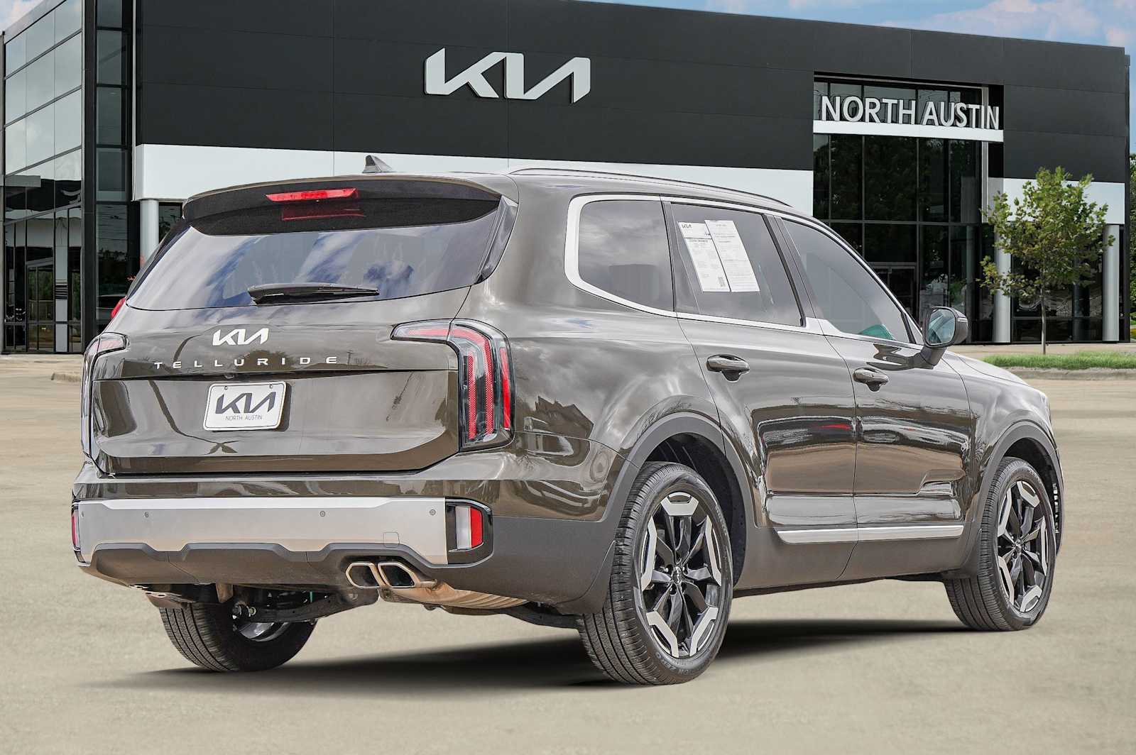 Thumbnail: 2024 Kia Telluride - 6