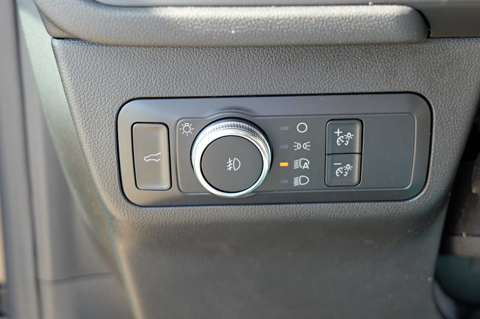 Thumbnail: 2020 Ford Escape - 19