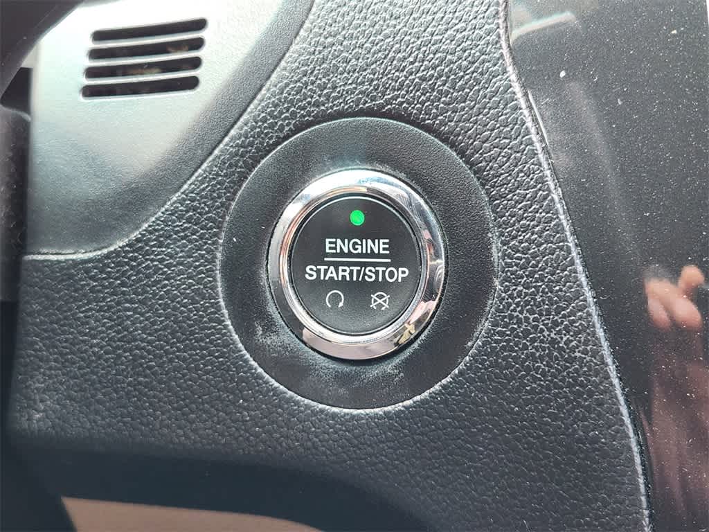 Thumbnail: 2016 Ford Explorer - 21