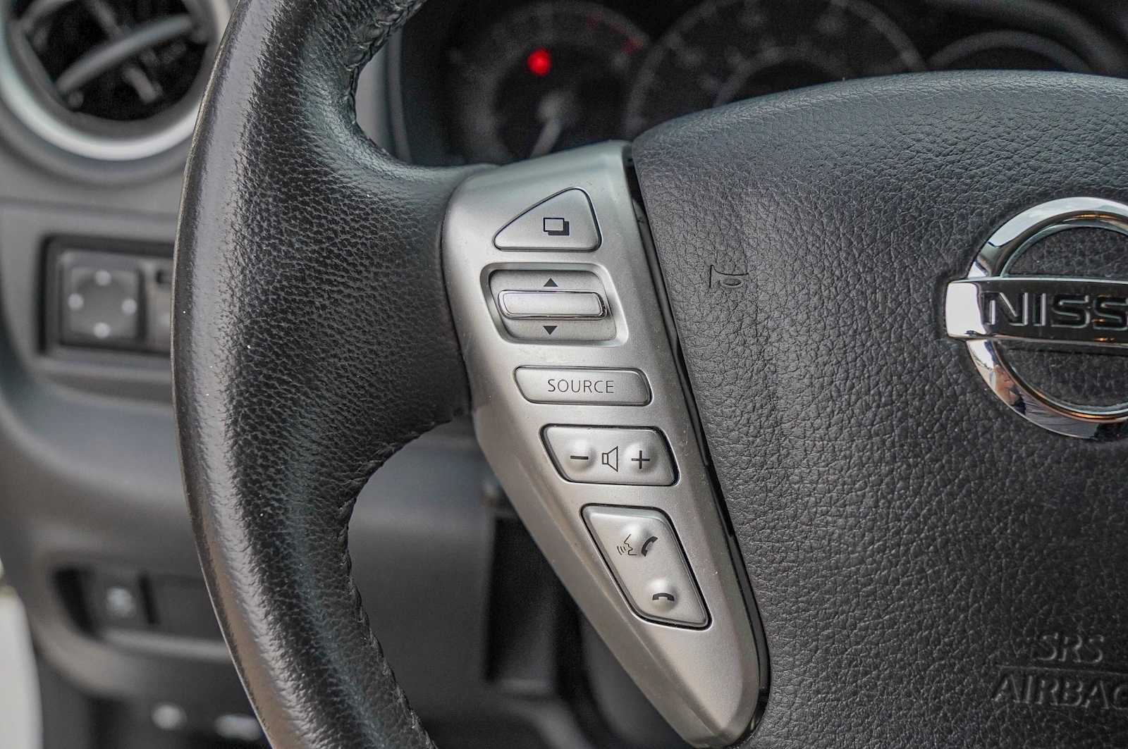 Thumbnail: 2018 Nissan Versa Note - 13