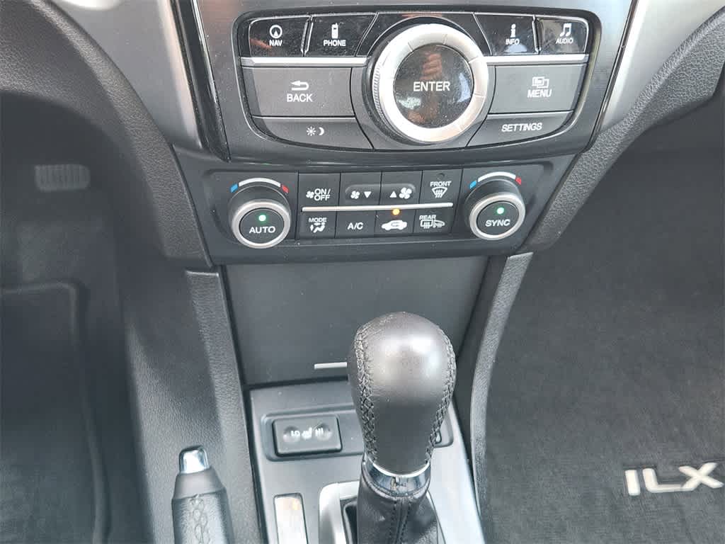 2017 Acura ILX Premium 20