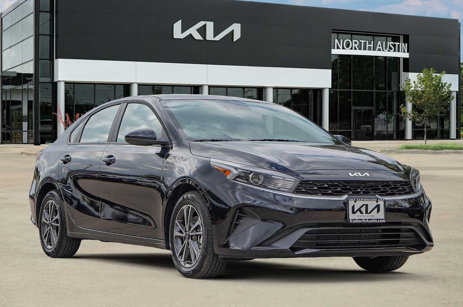 Thumbnail: 2024 Kia Forte - 8