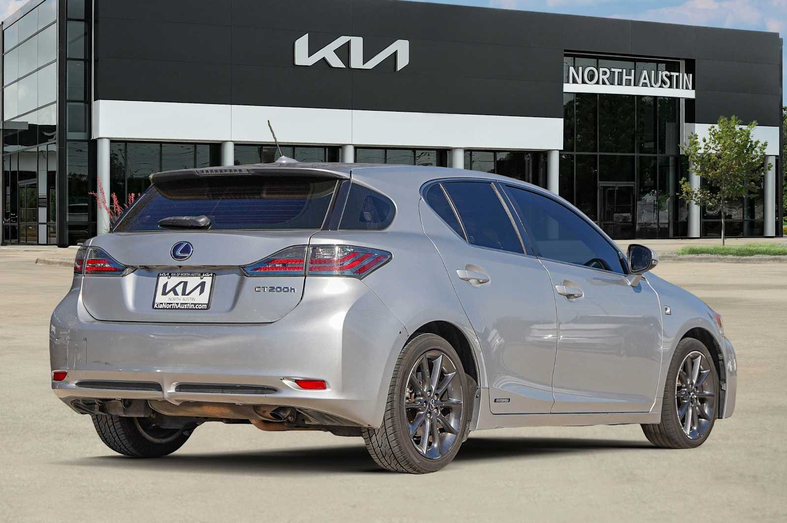Thumbnail: 2013 Lexus CT - 6