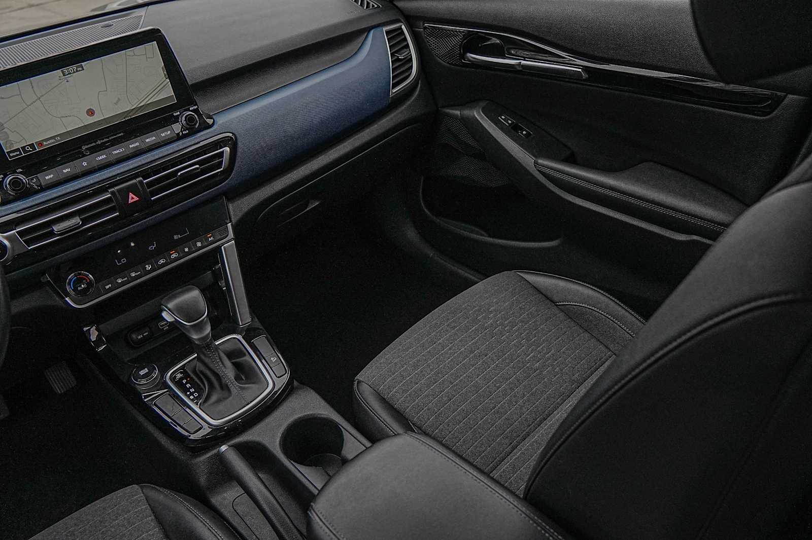 Thumbnail: 2023 Kia Seltos - 26