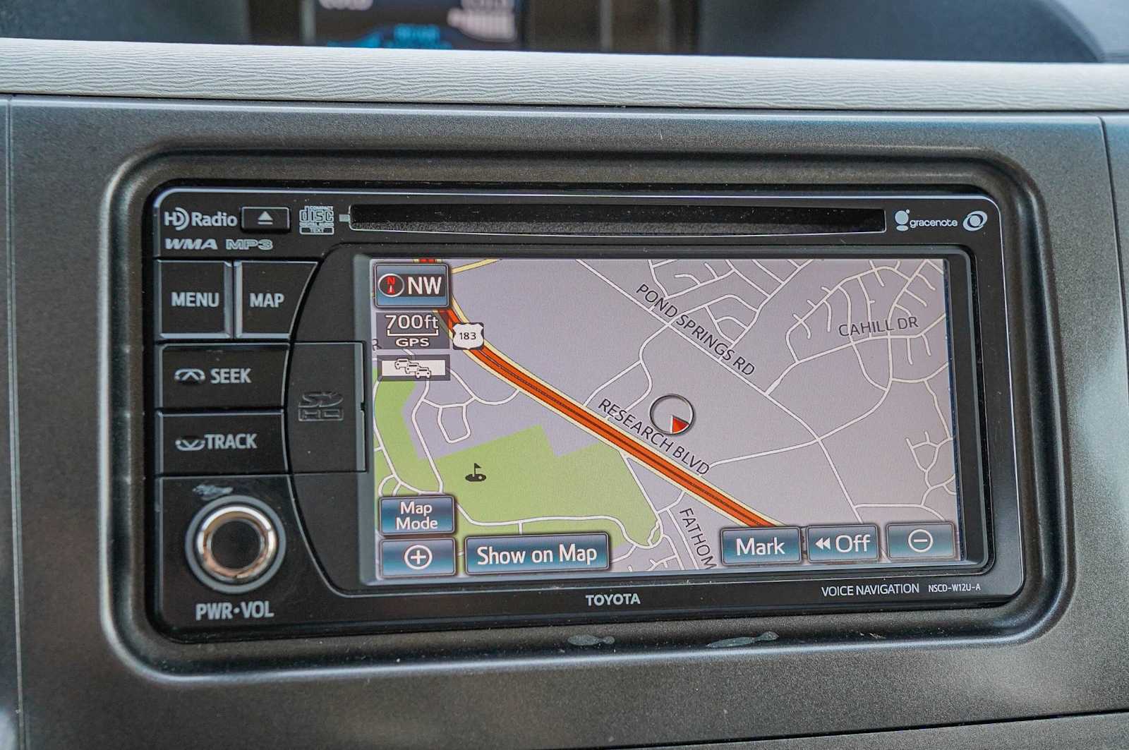 Thumbnail: 2013 Toyota Sienna - 18