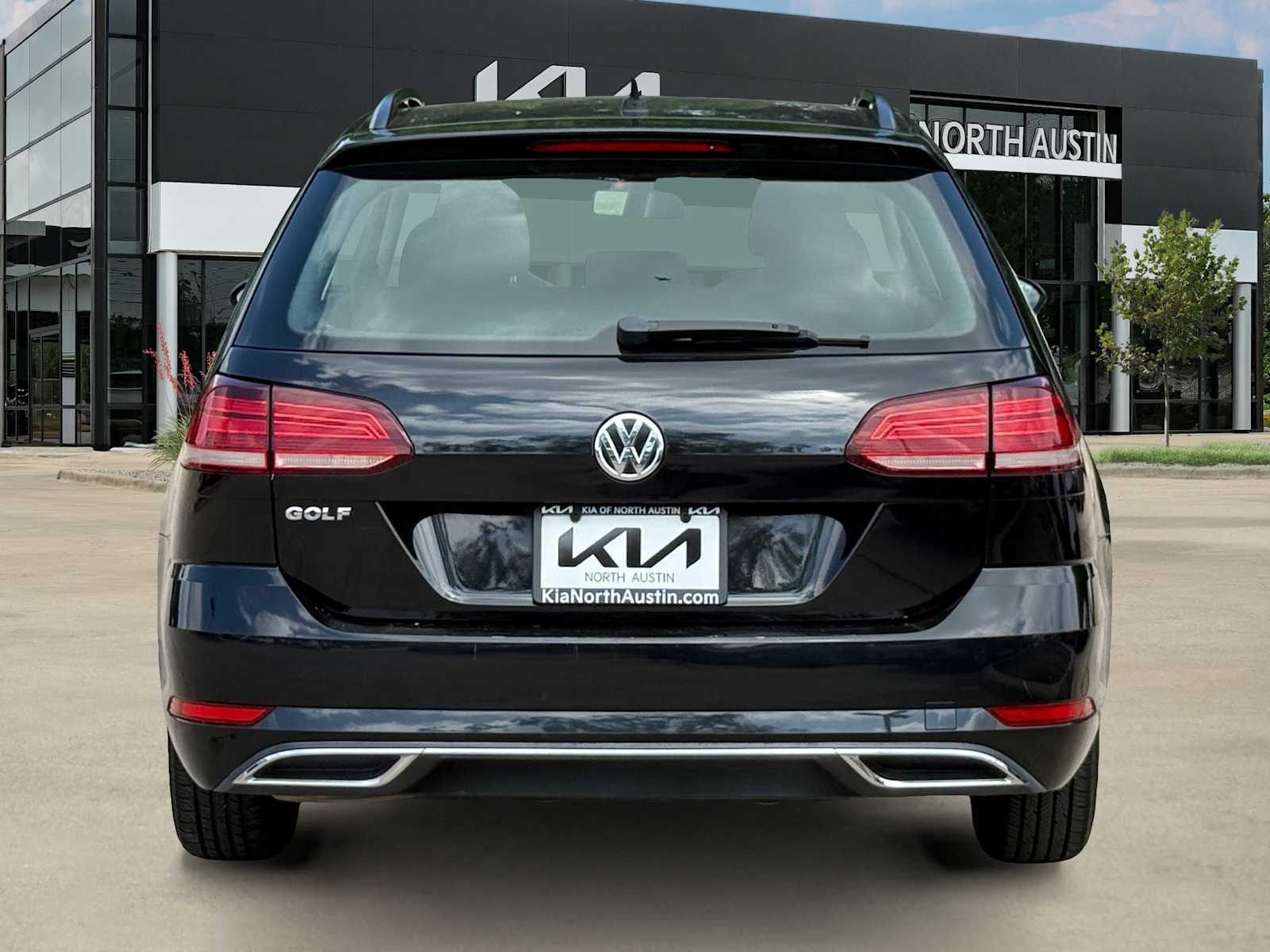 Thumbnail: 2019 Volkswagen e-Golf - 6