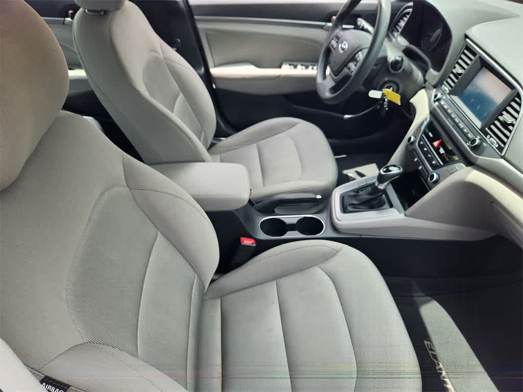 Thumbnail: 2017 Hyundai Elantra - 14