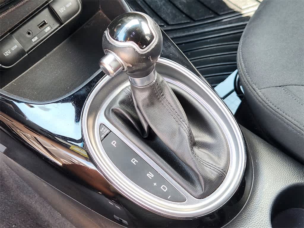 Thumbnail: 2014 Kia Soul - 19