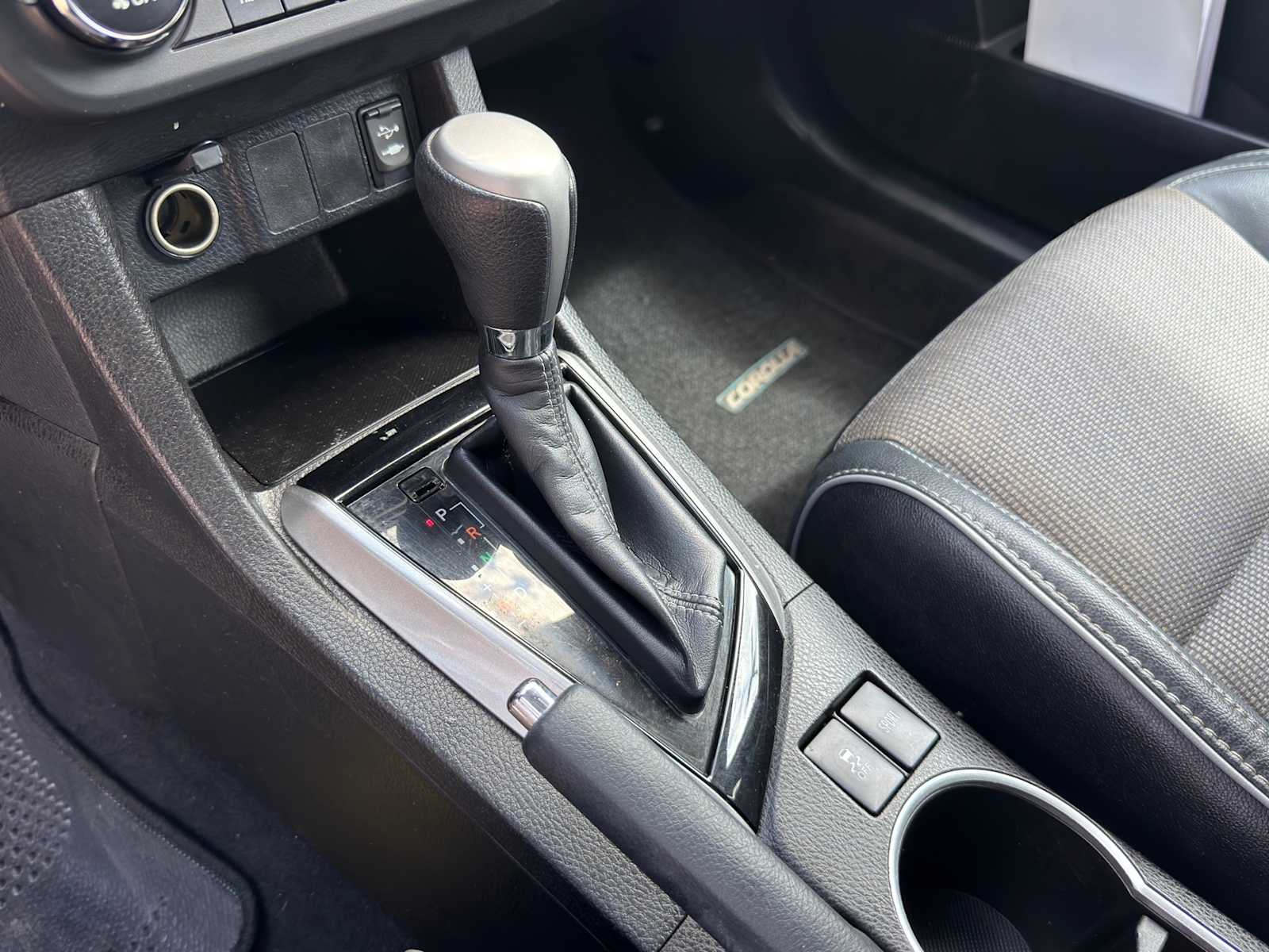Thumbnail: 2014 Toyota Corolla - 14