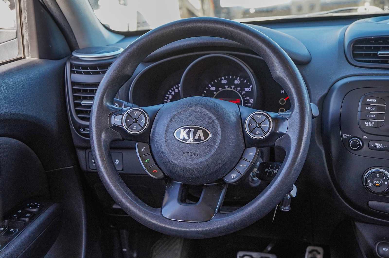 Thumbnail: 2014 Kia Soul - 25