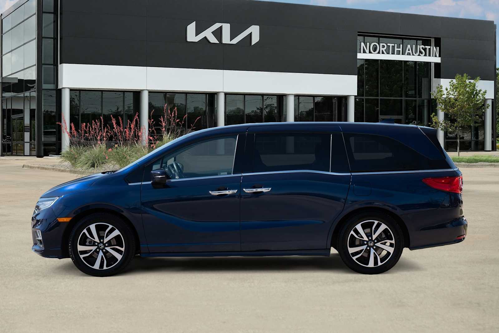 Thumbnail: 2020 Honda Odyssey - 4
