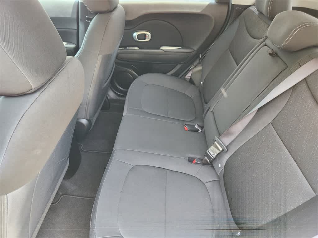 2014 Kia Soul Base 27
